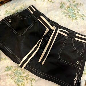 Zero Xposur Mini Skort with built in short and comes with cute belt.